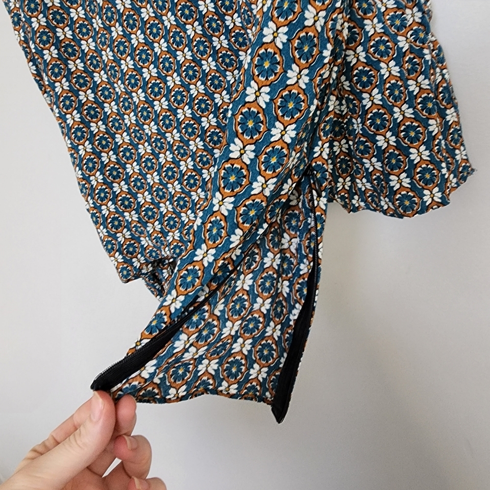 Zara Longsleeve Blouse Shirt Blue Tan Pattern - Picture 9 of 10
